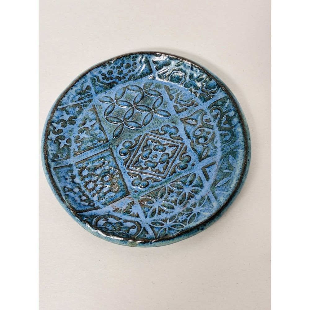 Decorative 5" Round‎ Trinket Dish Distressed Blue Raised Texture